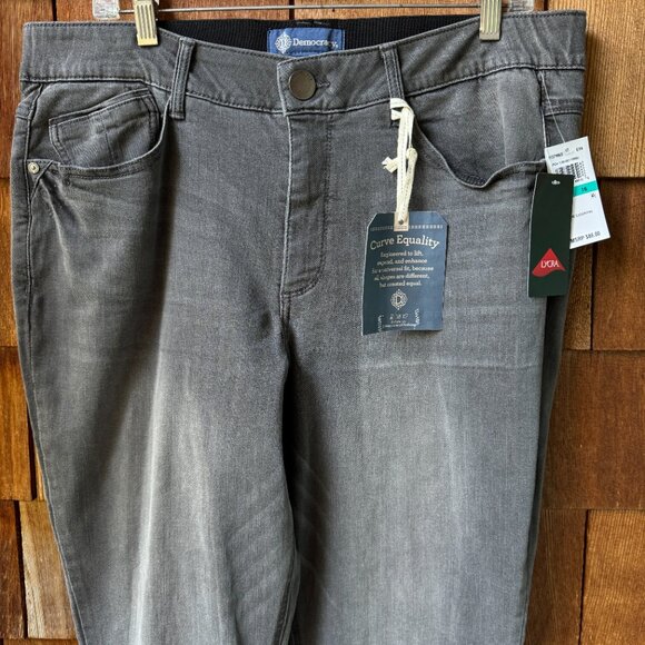 NWT DEMOCRACY Charcoal ABsolution Itty Bitty Boot Stretch Jean in Women's 16 - Picture 2 of 11